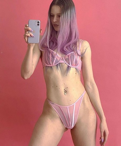 Arvida Bystrom photo 23