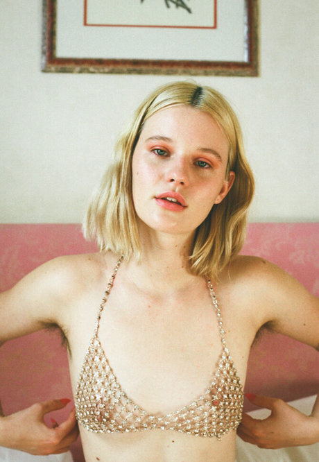 Arvida Bystrom photo 53