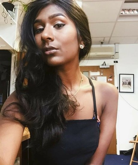 Ash Sarkar photo 4