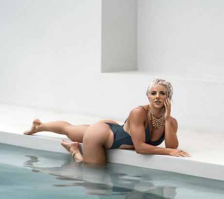 Asha Coulthard photo 42
