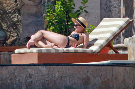 Ashlee Simpson Ross photo 42