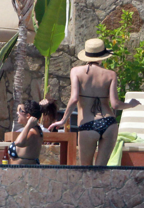 Ashlee Simpson Ross photo 45