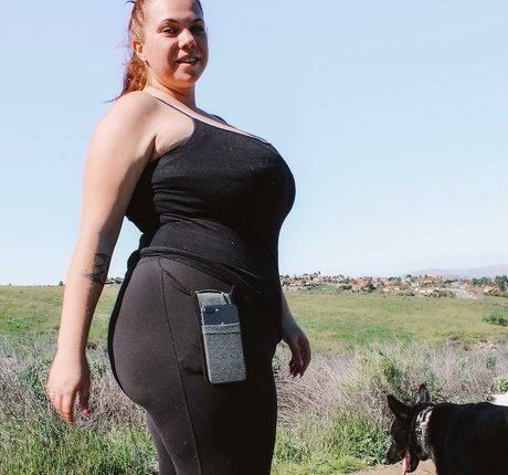 Ashleigh Dunn photo 23