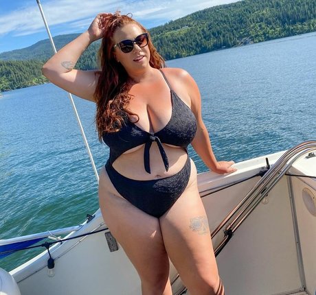 Ashleigh Dunn photo 53