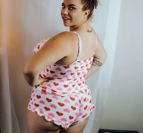 Ashleigh Dunn photo 69