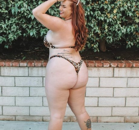 Ashleigh Dunn photo 87