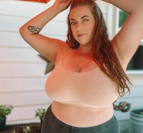 Ashleigh Dunn photo 116