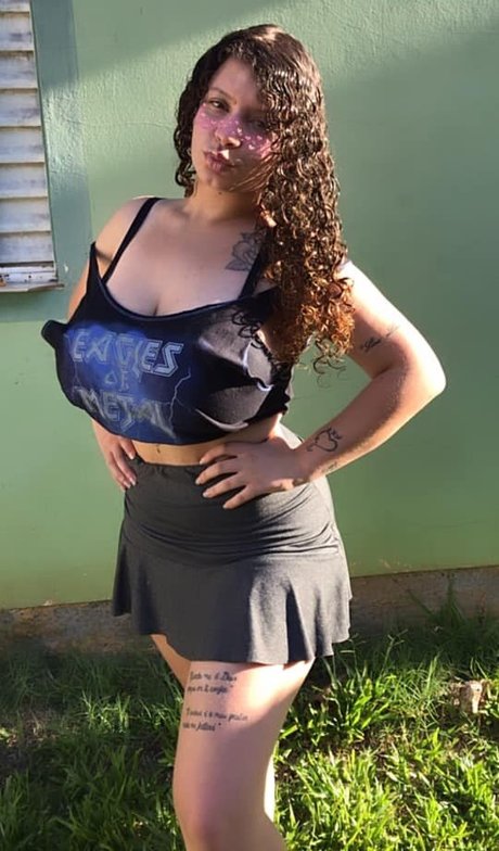 Ashley Alves photo 5