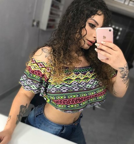 Ashley Alves photo 28
