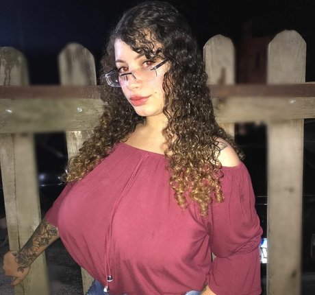 Ashley Alves photo 31