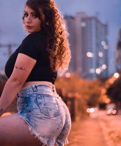 Ashley Alves photo 40