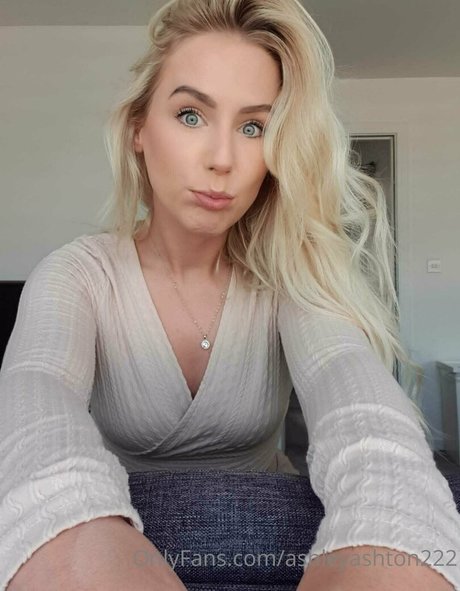 Ashley Ashton photo 141