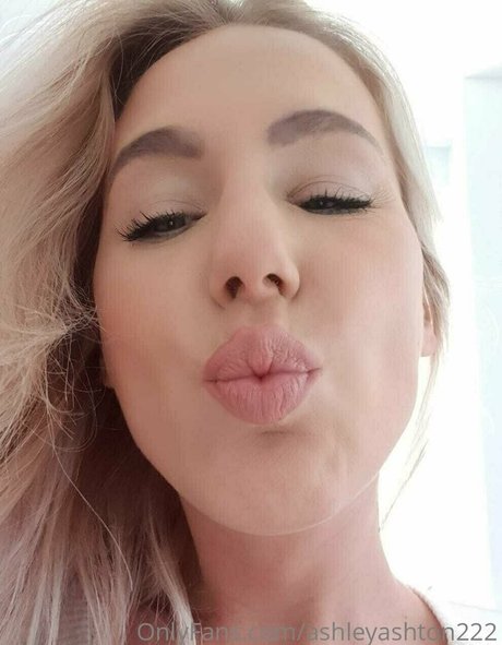 Ashley Ashton photo 411