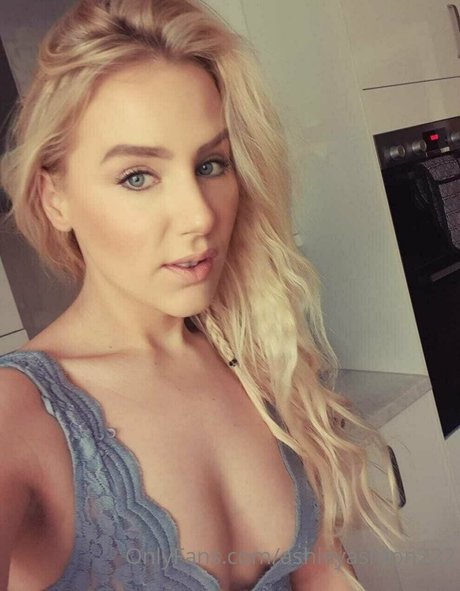 Ashley Ashton photo 413