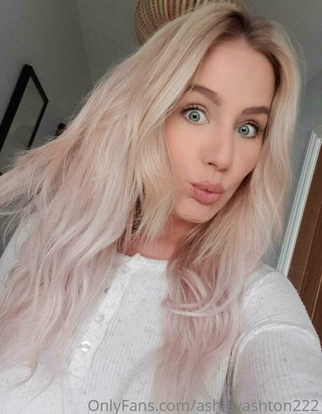 Ashley Ashton photo 416