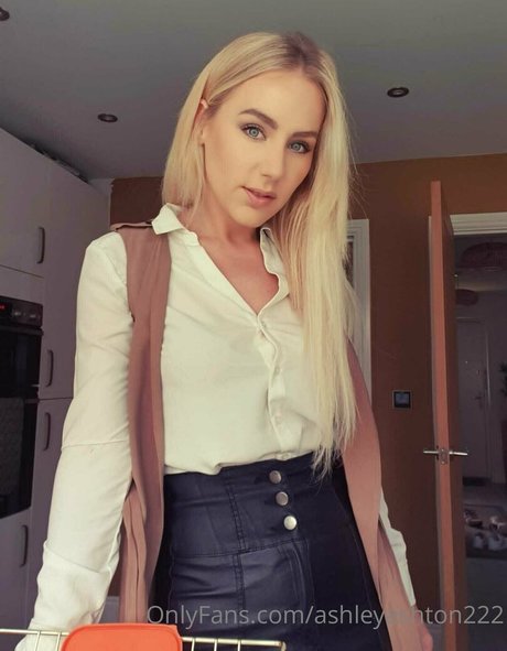 Ashley Ashton photo 594