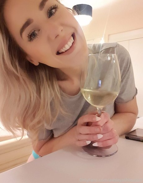 Ashley Ashton photo 670