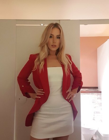 Ashley Ashton photo 675