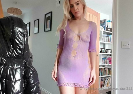 Ashley Ashton photo 717