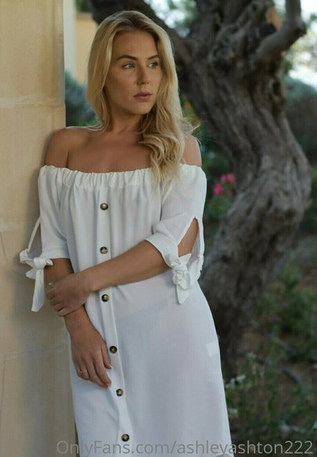 Ashley Ashton photo 890