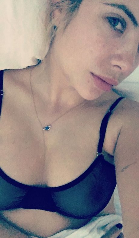 Ashley Benson photo 48