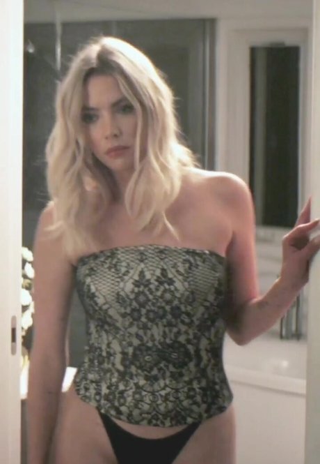 Ashley Benson photo 63