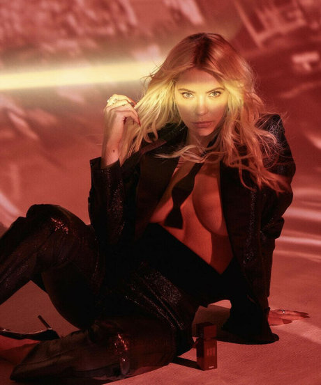 Ashley Benson photo 176