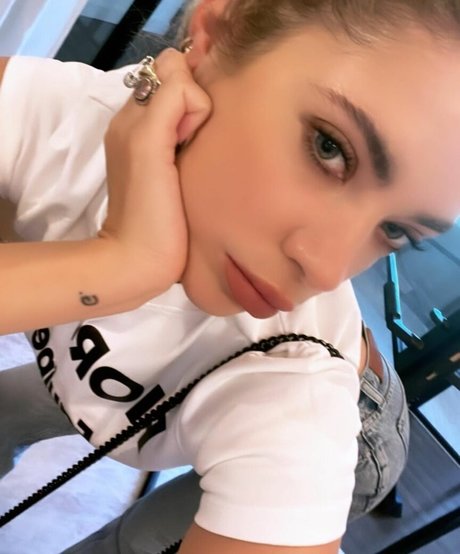 Ashley Benson photo 279