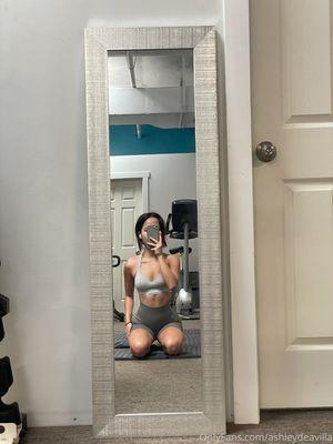 Ashley De Avilla photo 32