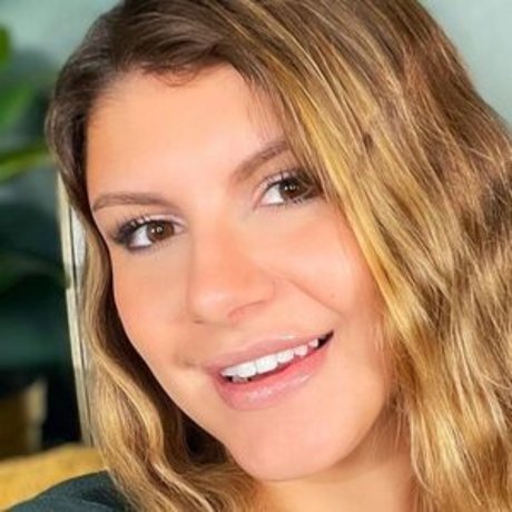Ashley Elizabeth photo 13