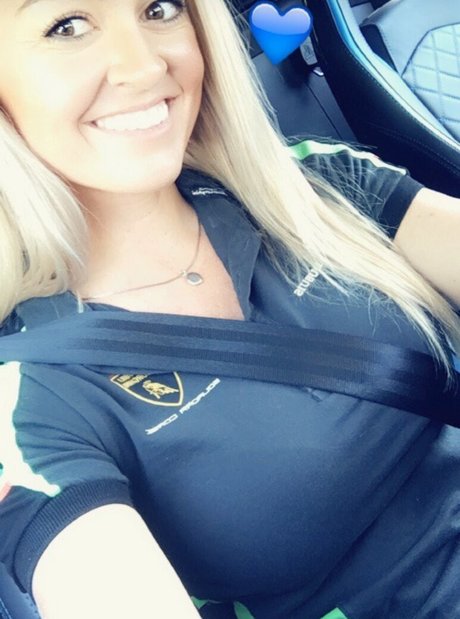 Ashley Freiberg photo 10