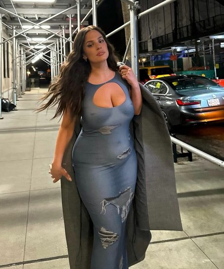 Ashley Graham photo 54