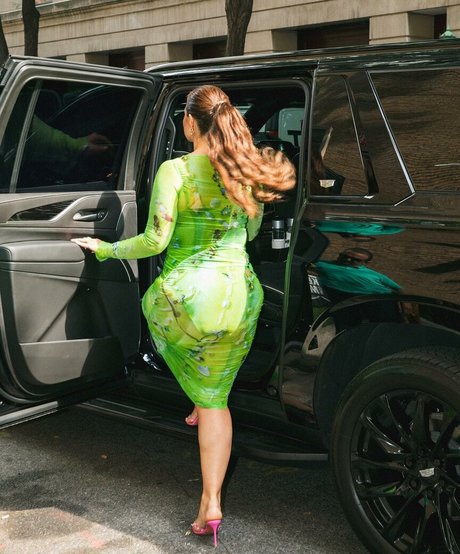 Ashley Graham photo 125