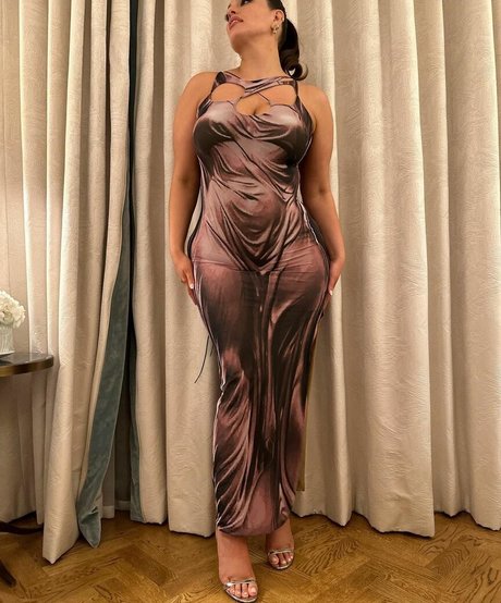 Ashley Graham photo 182