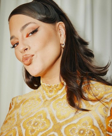 Ashley Graham photo 212