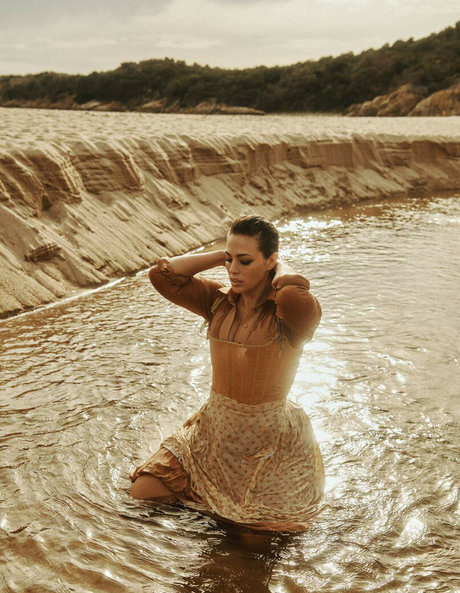 Ashley Graham photo 231