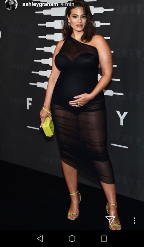 Ashley Graham photo 234
