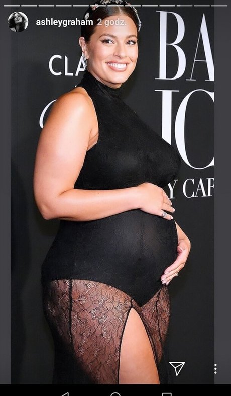 Ashley Graham photo 238