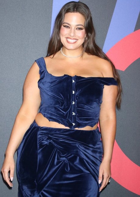 Ashley Graham photo 246