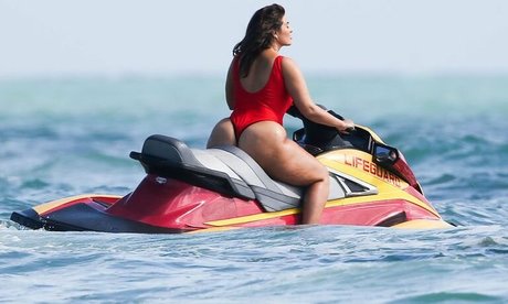 Ashley Graham photo 258