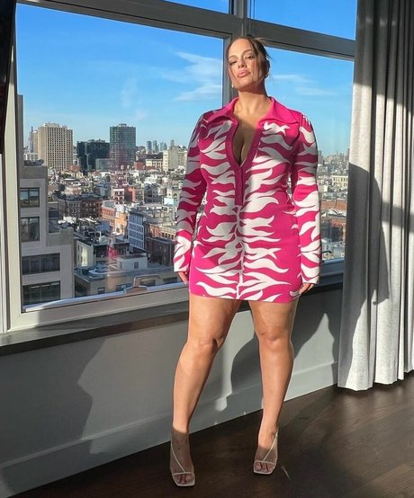 Ashley Graham photo 268