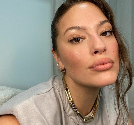 Ashley Graham photo 269