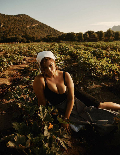 Ashley Graham photo 272