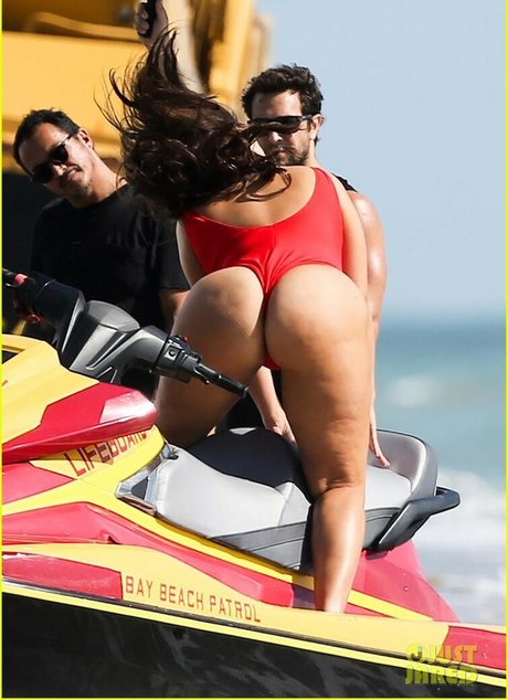 Ashley Graham photo 290