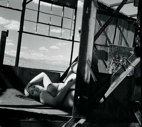 Ashley Graham photo 310