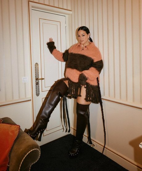 Ashley Graham photo 373