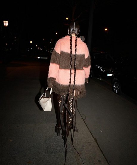 Ashley Graham photo 382