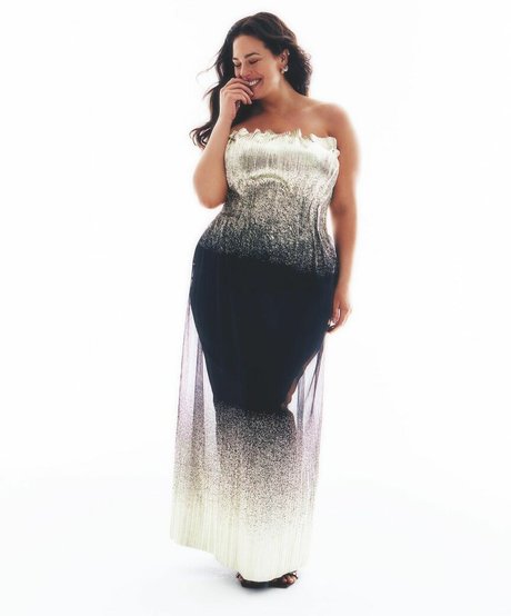 Ashley Graham photo 395