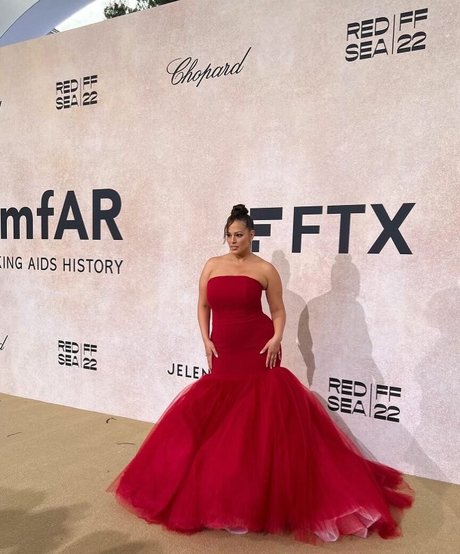 Ashley Graham photo 590