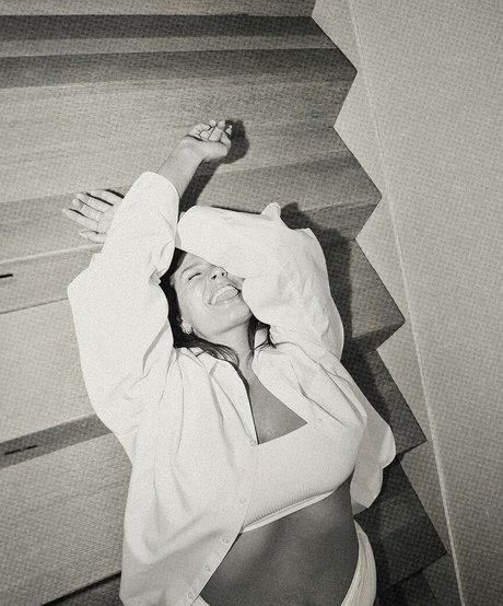 Ashley Graham photo 606